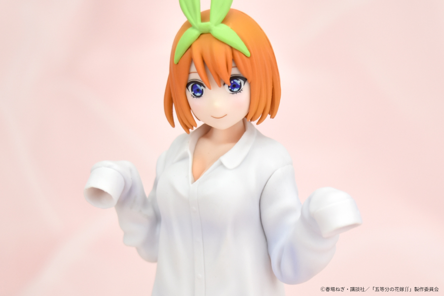 五等分の花嫁】彼シャツを可愛く着こなす四葉のフィギュアが登場！首を 